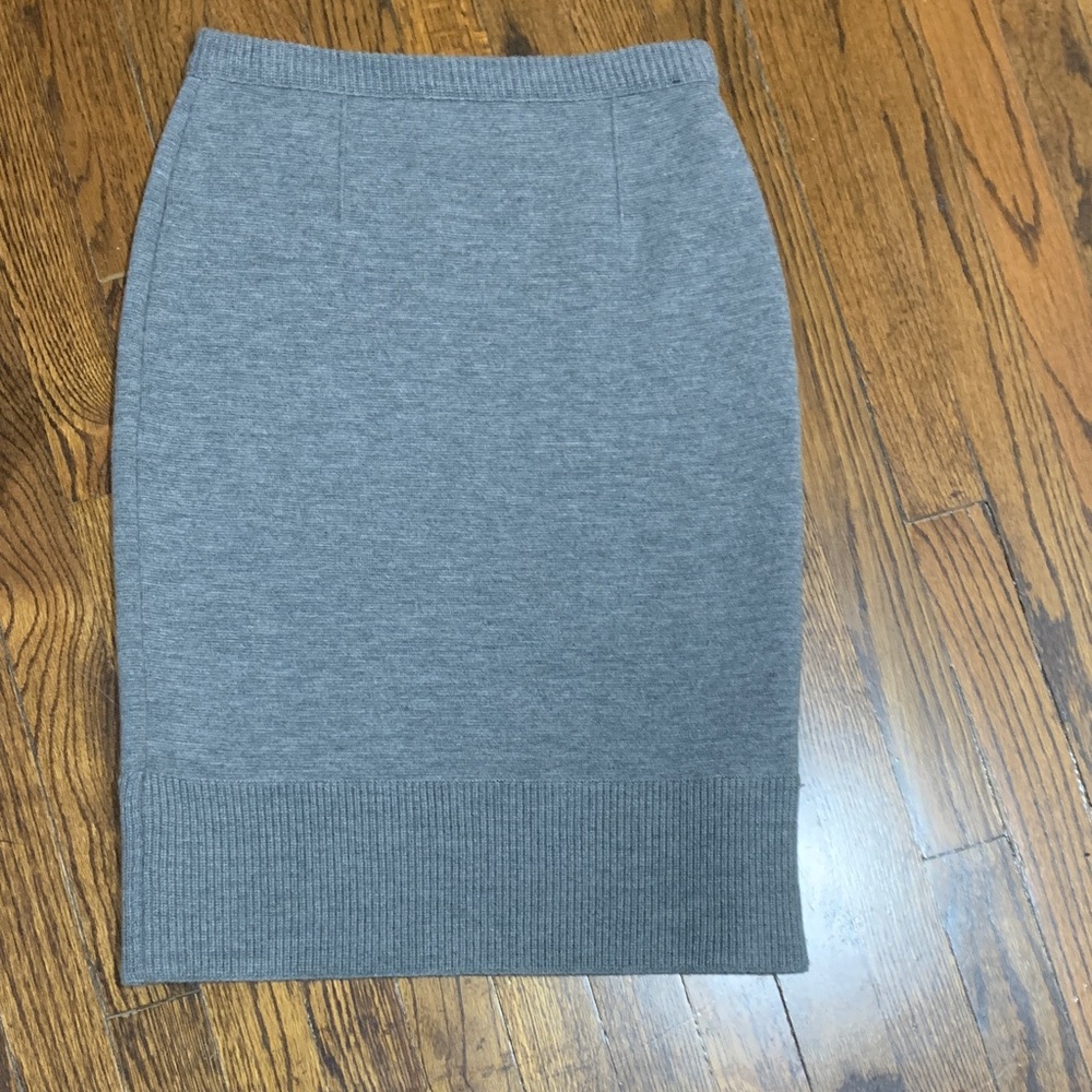 Dior Classic Gray Pencil Skirt knit size 8